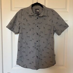 The North Face Wolf Patterned Men's Shirt